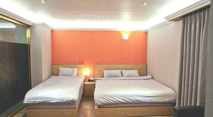 Jeju Sejong Hotel Екстер'єр фото