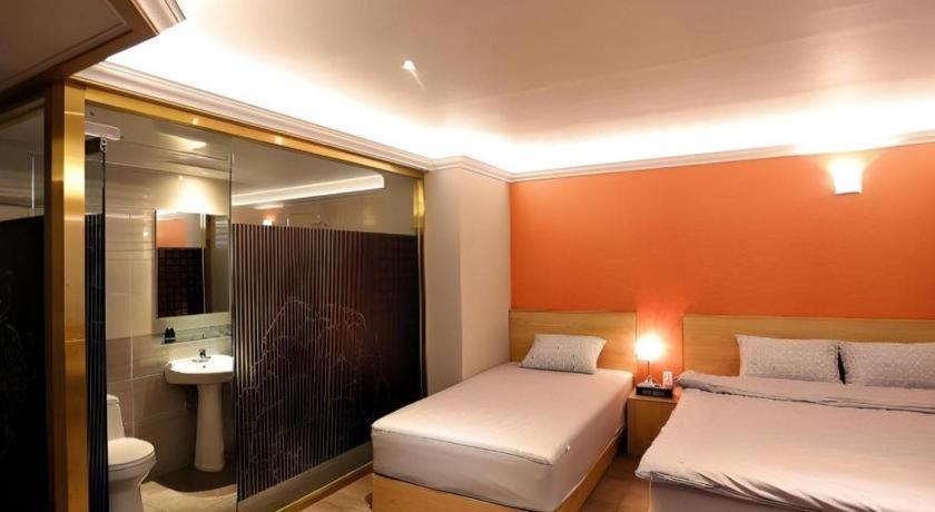 Jeju Sejong Hotel Екстер'єр фото