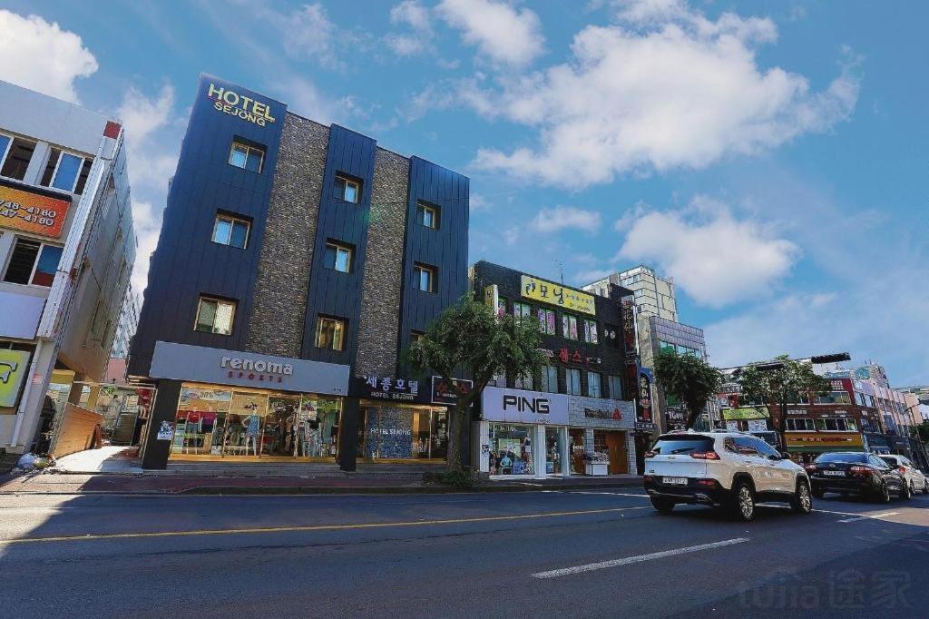 Jeju Sejong Hotel Екстер'єр фото